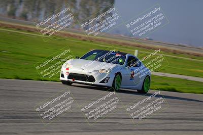 media/Jan-29-2023-Speed Ventures (Sun) [[795e55dca5]]/Yellow/Front Straight/